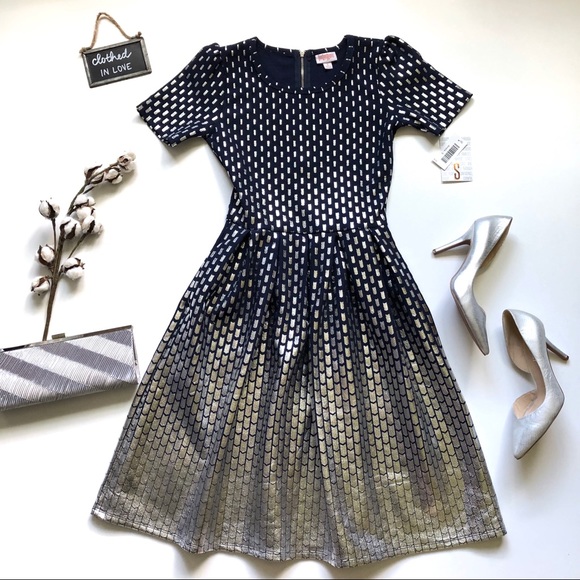 LuLaRoe Dresses & Skirts - New! LuLaRoe Elegant Amelia Navy Blue Ombré Dress